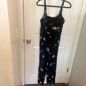 Torrid size 0 Floral Jumpsuit with pockets